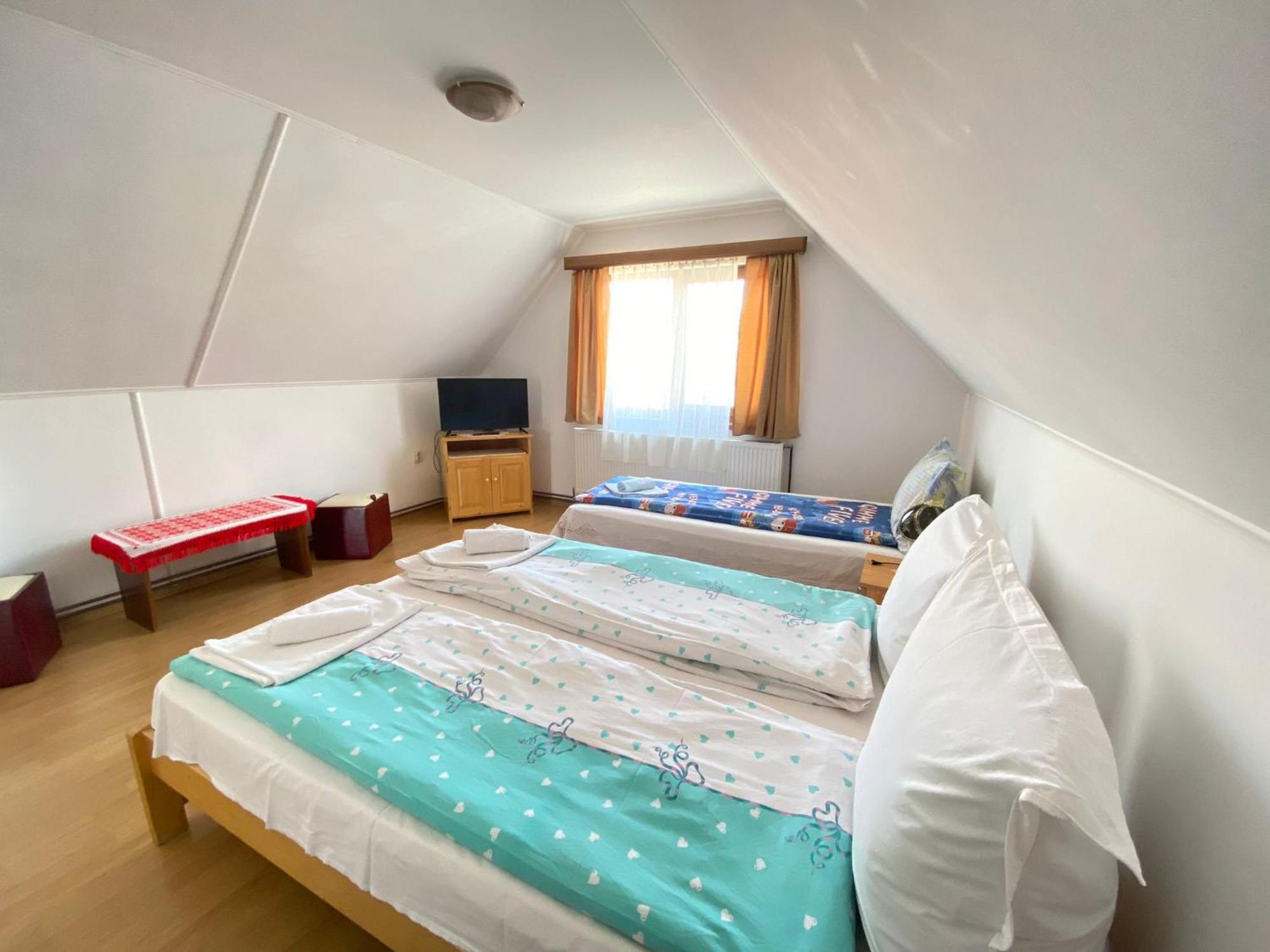 Dobra Haz Hotell Covasna Exteriör bild